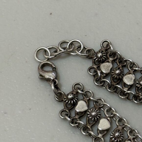 Vintage Sterling Heart Pattern Bracelet - Picture 5 of 5